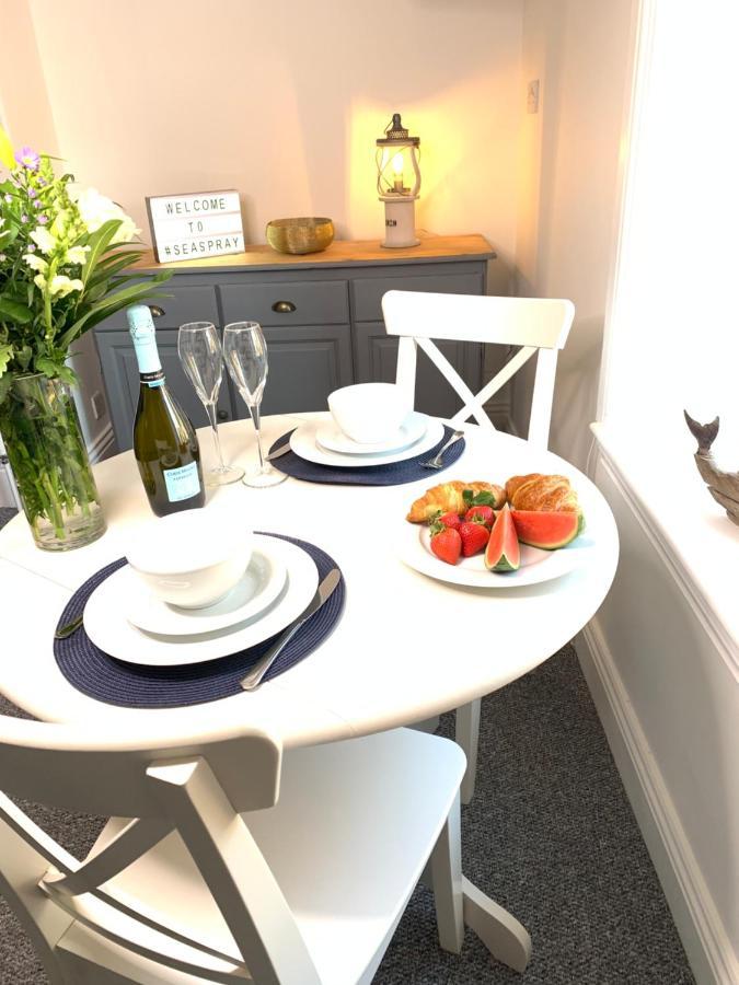 Seaspray Boutique Whitby Apartment Екстериор снимка